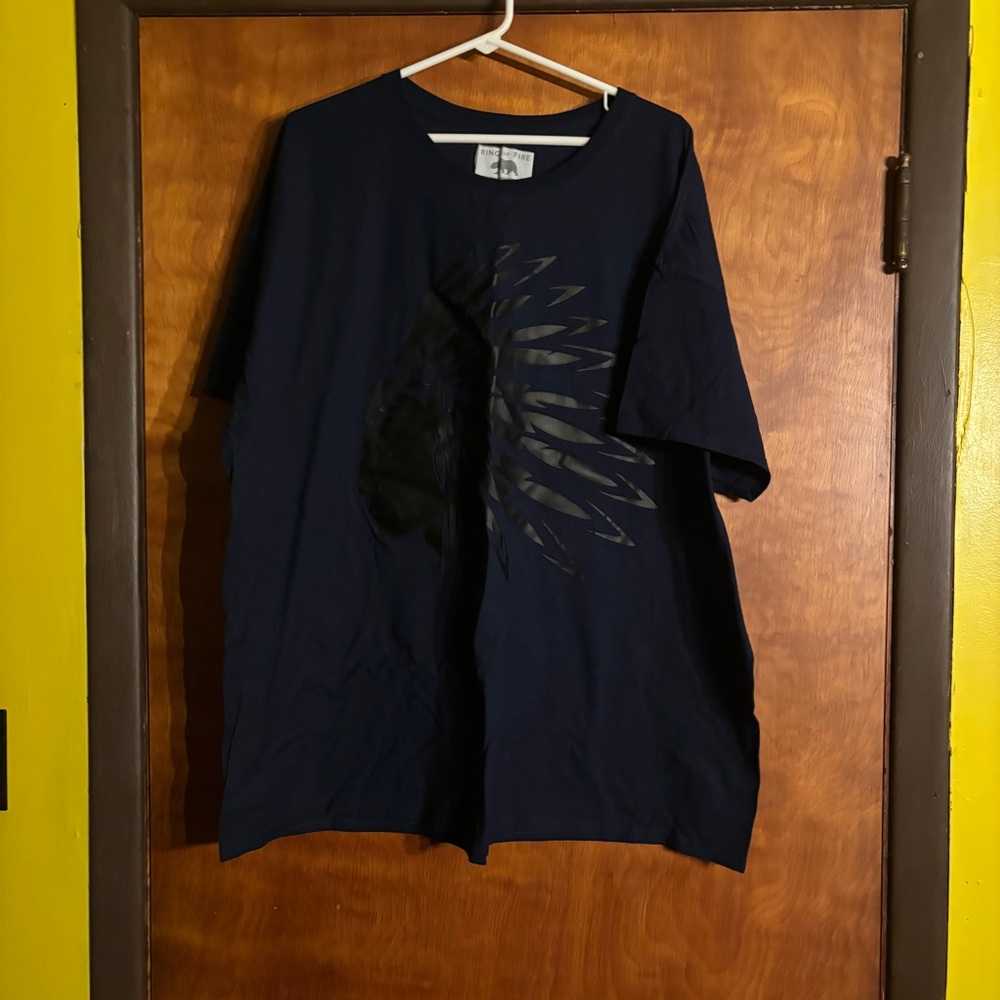 Ring Of Fire Crew Neck Men’s Graphic T-shirt Short Sleeve Size 3XL Navy
